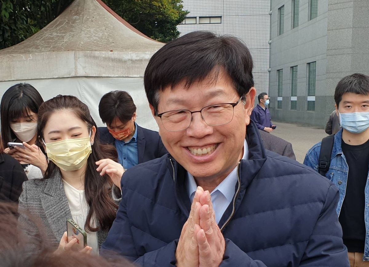 ▲鴻海今（1）日在土城總部舉行新春開工儀式，針對今年景氣，董事長劉揚偉表示還是滿有挑戰的。（圖／記者許家禎攝）