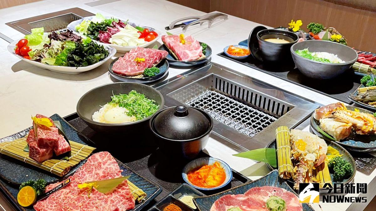 ▲「燒肉Smile」有專屬個人烤爐座位設計，嵌合套餐的桌面，單人也能輕鬆開烤。（圖／記者陳美嘉攝，2023.02.02）