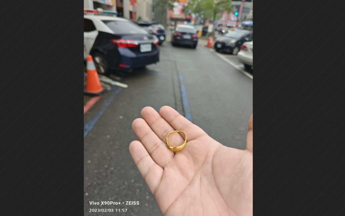 ▲有網友將金戒指遺落在民宿，結果民宿方索討2000元紅包才肯歸還戒指，雙方為此鬧上警局，引發熱議。（圖／翻攝自爆料公社公開版臉書）