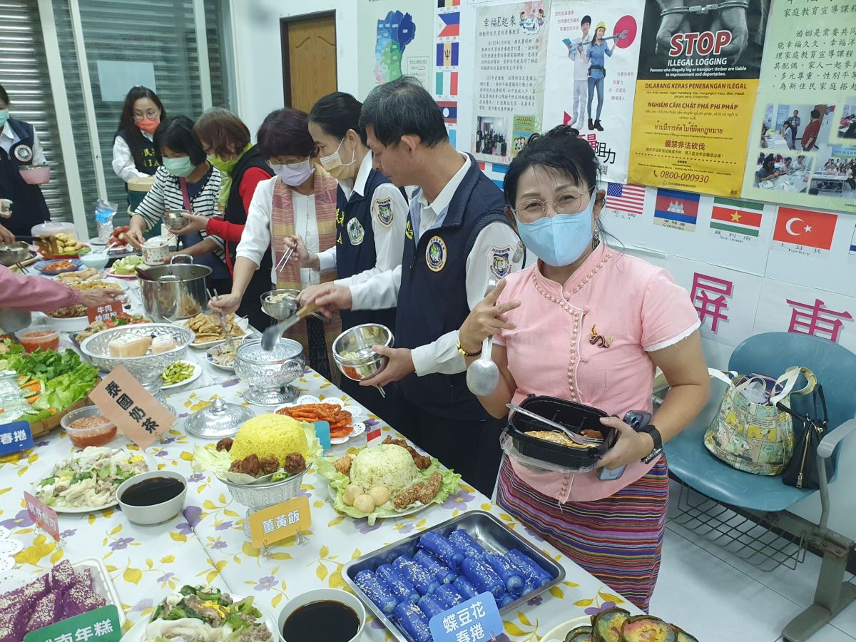 ▲新住民分享異國美食。（圖／移民署）