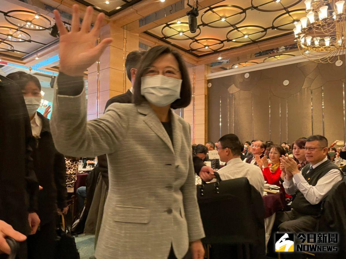 ▲蔡英文出席台灣之友會「感恩迎新春聯歡之夜」。（圖／記者黃宣尹攝，2023.02.03）