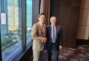 ▲比爾蓋茲、三星執行董事長李在鎔(Lee Jae-yong)(Bill Gates)(圖/sammobile) ▲(圖/sammobile)