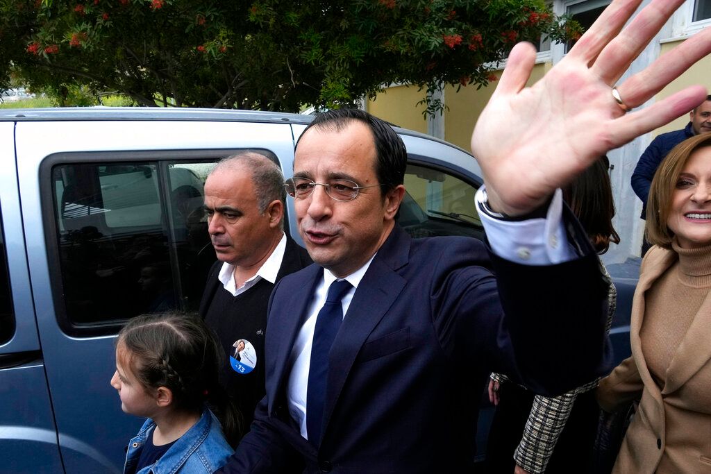 ▲賽普勒斯今天舉行總統大選，49歲的前外交部長克里斯托多里底斯（Nikos Christodoulides）是最有希望的人選。（圖／美聯社／達志影像）