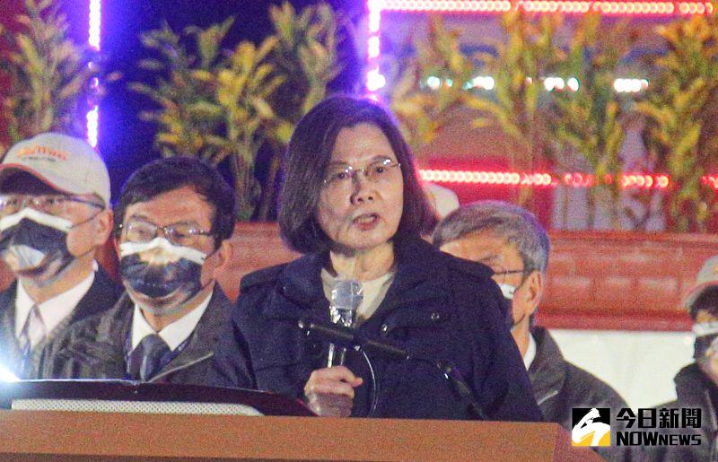 ▲2023台灣燈會點燈儀式今晚舉行，蔡英文致詞喊話新的一年，中央與地方不分黨派團結合作，一起回應人民需求。（圖／記者葉政勳攝 , 2023.02.05）