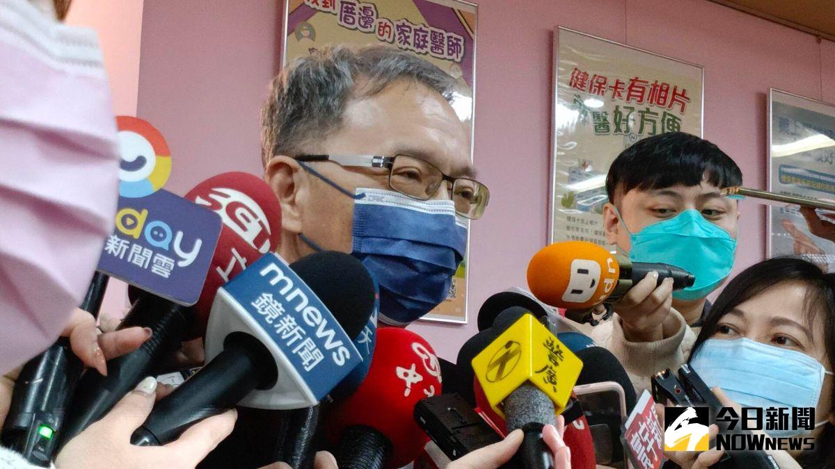 ▲衛福部長薛瑞元留任，健保署長李伯璋卸任，由原衛福部常務次長石崇良接任。（圖／記者許若茵攝，2023.02.06）