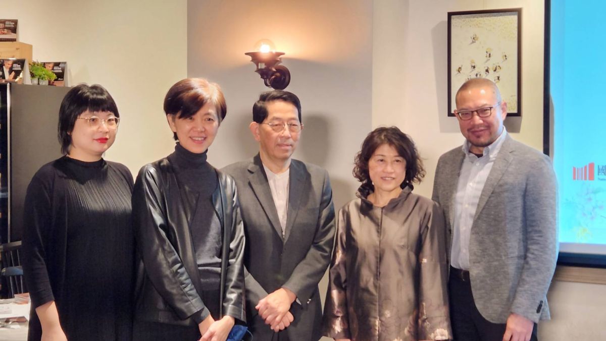 ▲ 國家表演藝術中心董事長高志尚（中）今（6）日率領國表藝三館一團藝術總監、執行長分享願景及業務推動方向。（圖／記者李琦瑋攝，2023.02.06）