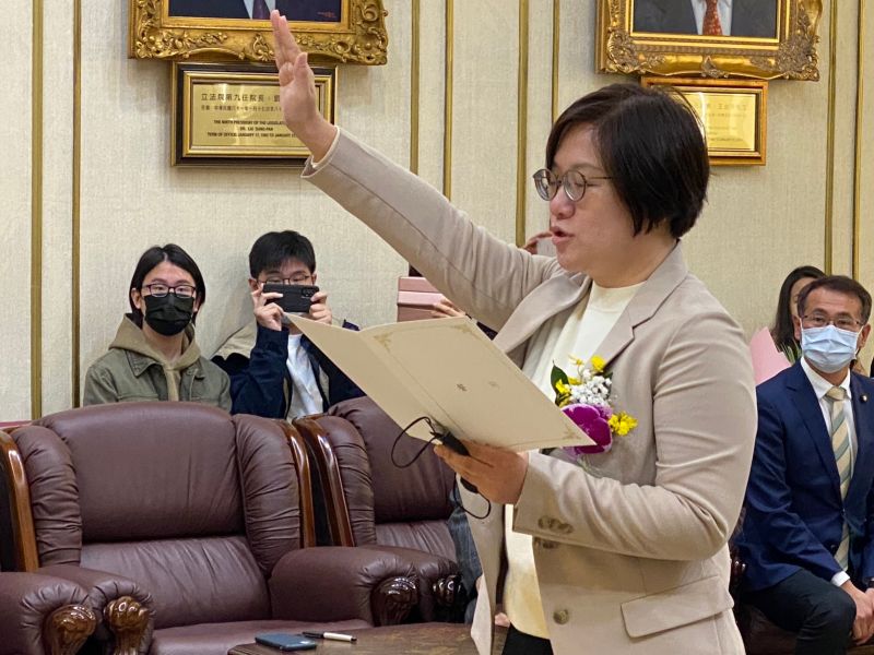 ▲民進黨不分區立委管碧玲接任海洋委員會主委，遺缺由兒童閱讀教育推廣老師陳培瑜遞補。（圖／記者陳威叡攝，2023.02.06）