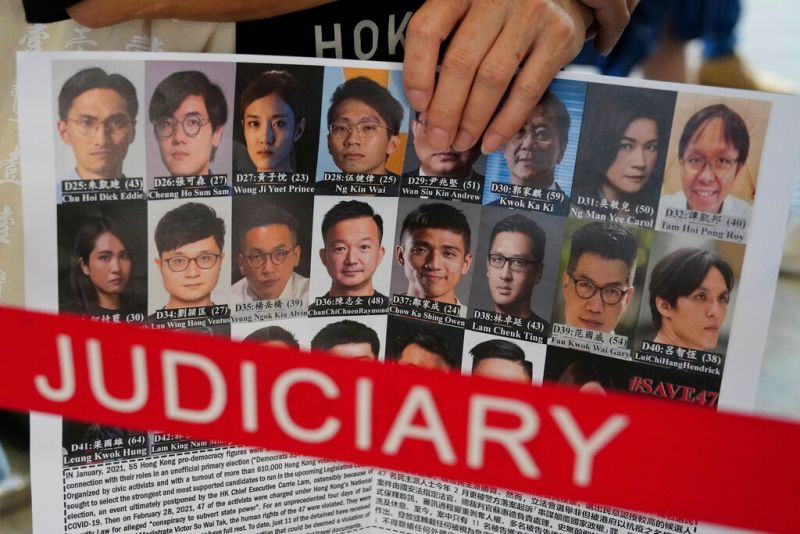 ▲香港6日展開對包括黃之鋒在內的47位民主派人士的審判。（圖／美聯社／達志影像）