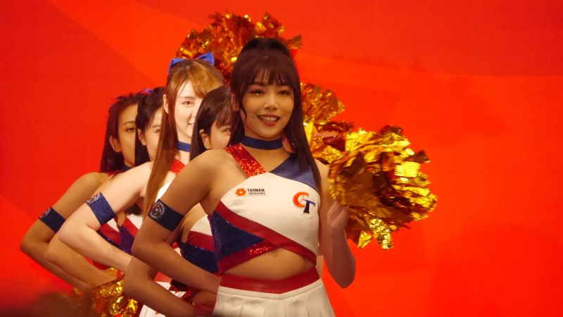 ▲經典女孩由峮峮領軍。（圖／吳政紘攝）