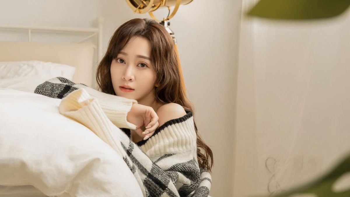 ▲篠崎泫（如圖）幫男友Toyz代管資產，近來在內湖買下5000萬元房子，據悉Toyz入獄前還幫忙張羅房子的相關事宜。（圖／翻攝自篠崎泫IG）