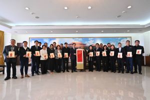 副總統賴清德、監察院長陳菊、高雄市長陳其邁、台南市長黃偉哲、屏東縣長周春米等人今(7)日上午都到佛光山弔唁星雲大師。(圖/佛光山提供) ▲副總統賴清德、監察院長陳菊、高雄市長陳其邁、台南市長黃偉哲、屏東縣長周春米等人今(7)日上午都到佛光山弔唁星雲大師。(圖/佛光山提供)