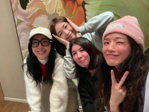 許茹芸合體3女神 意外曝光影后李心潔「47歲凍齡美貌」