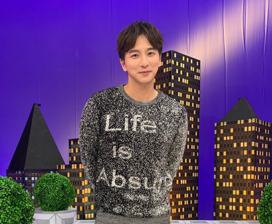 ▲楊奇煜錄製《一袋女王》提及過往女友鬧脾氣，結果吃自助餐到場用餐時間只剩3分鐘。（圖／衛視中文台提供）