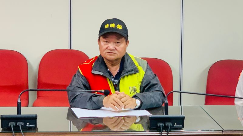 ▲無黨籍的陳聰鑑表示藍綠參選人都是老面孔，他看不下去。（圖／記者顏幸如攝，2023.02.07）