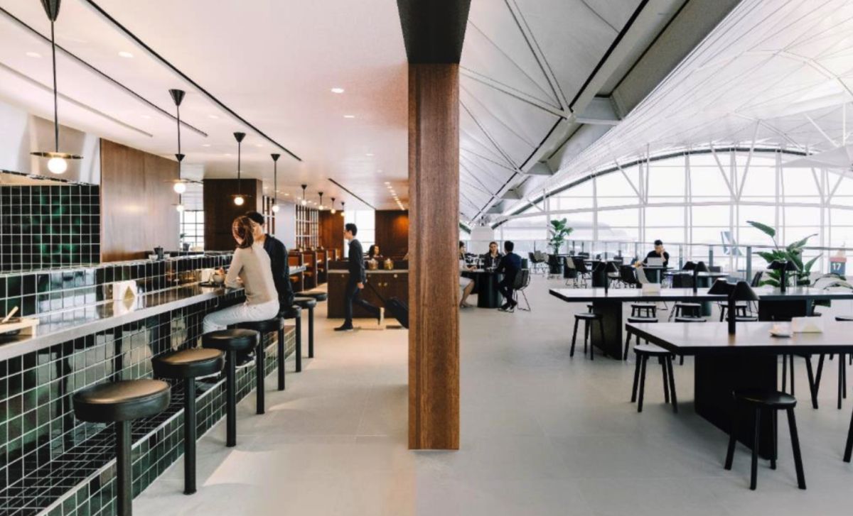 ▲國泰航空今（7）日宣布，位於香港國際機場的「玲瓏堂」貴賓室現已重新開放。（圖／國泰航提供）