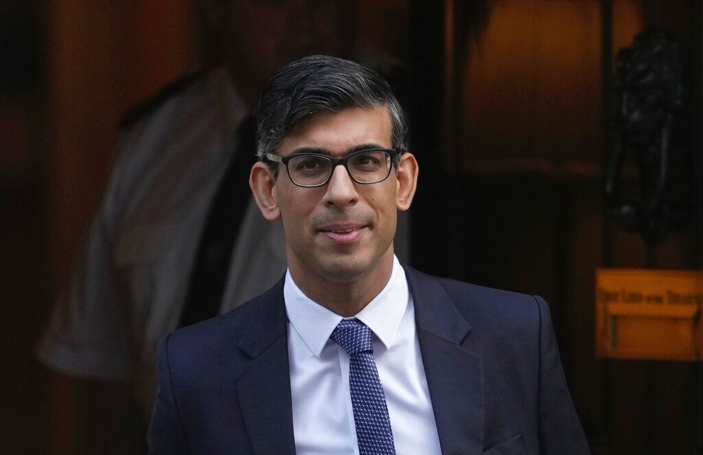 ▲英國首相蘇納克重申，英國長期支持「兩國方案」，並尋求巴勒斯坦與以色列人能在和平與安全中共存的未來。資料照。（圖／美聯社／達志影像）