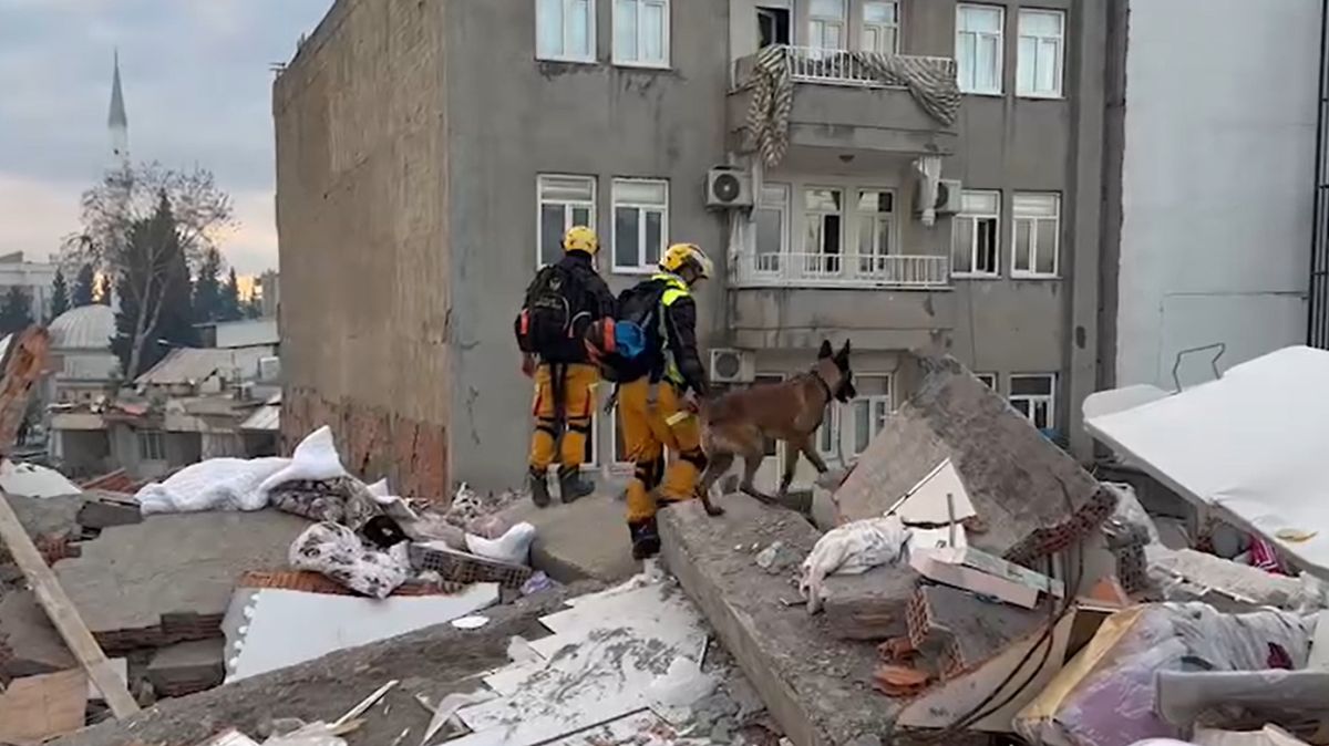 ▲土耳其強震後，台灣大量民眾捐款支援，首日便湧入729筆、新台幣1033萬餘元款項，其中最大筆為個人捐款50萬元。（圖／翻攝畫面）