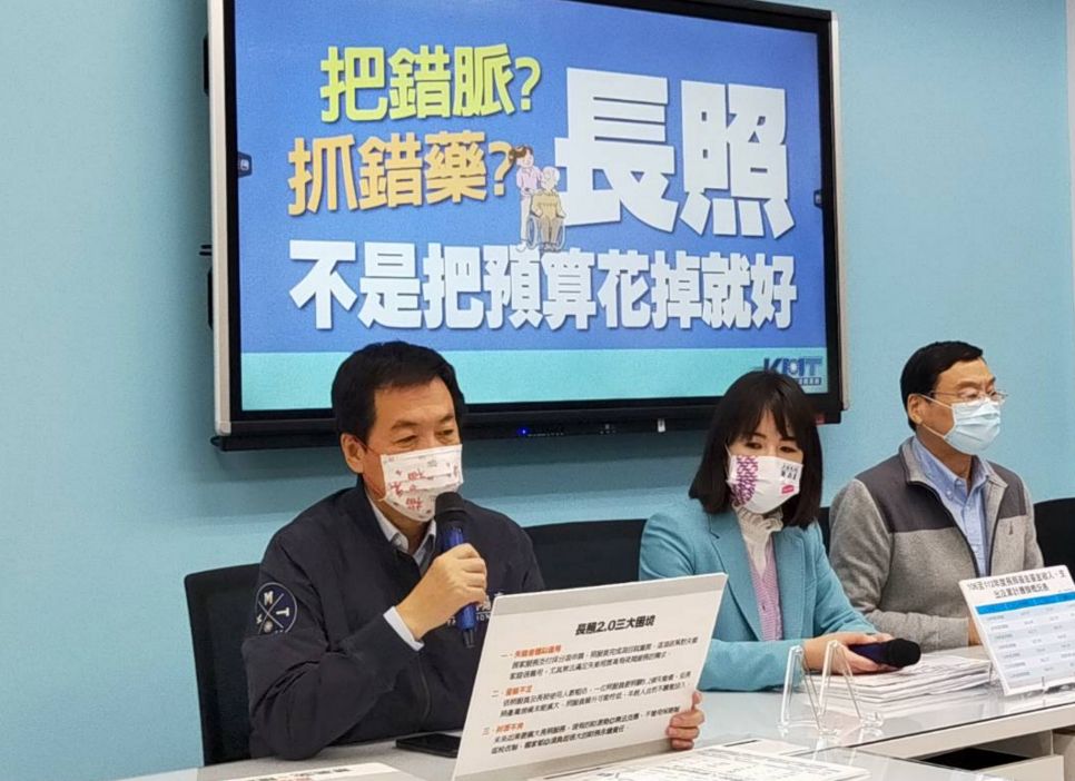 ▲費鴻泰說，他28年來從不攻擊黨內同志。（圖／國民黨團提供）