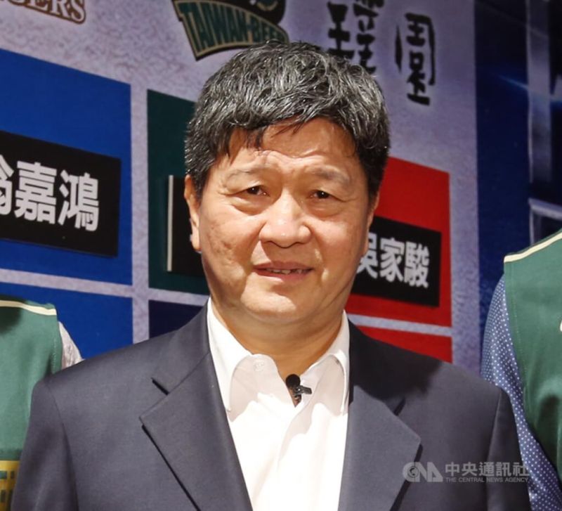 ▲昔日CBA中華職籃人氣勁旅「宏國象」籃球隊有重組計畫，前台啤總教練閻家驊卻認為現在「並非是最恰當」時機點。（NOWnews資料照）