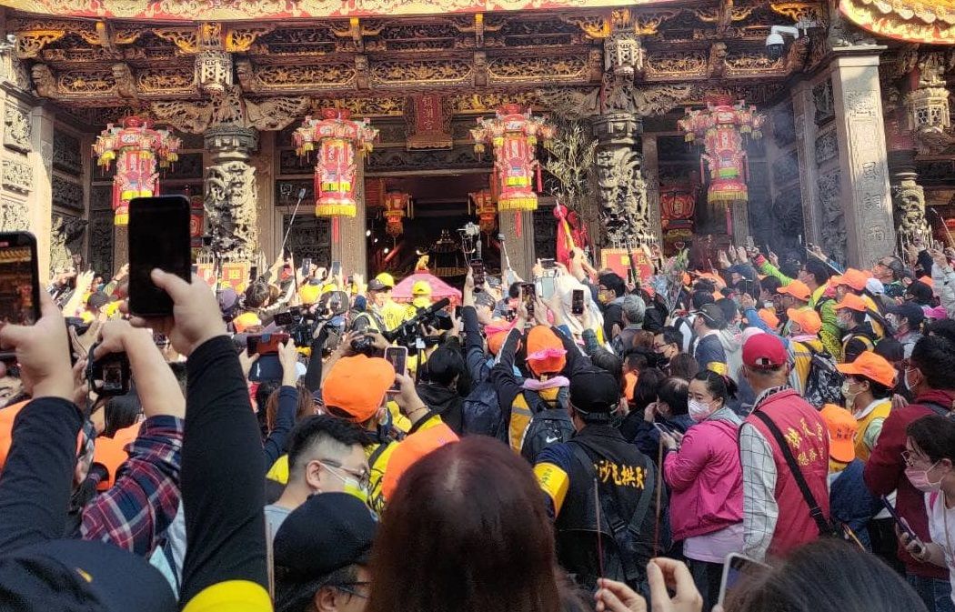 ▲因應白沙屯拱天宮160週年宮慶，台鐵宣布，自今（21）日起連11日加掛車廂、加開列車、及對號列車增停白沙屯站等。（圖／翻攝白沙屯拱天宮粉絲頁，2023.02.12）