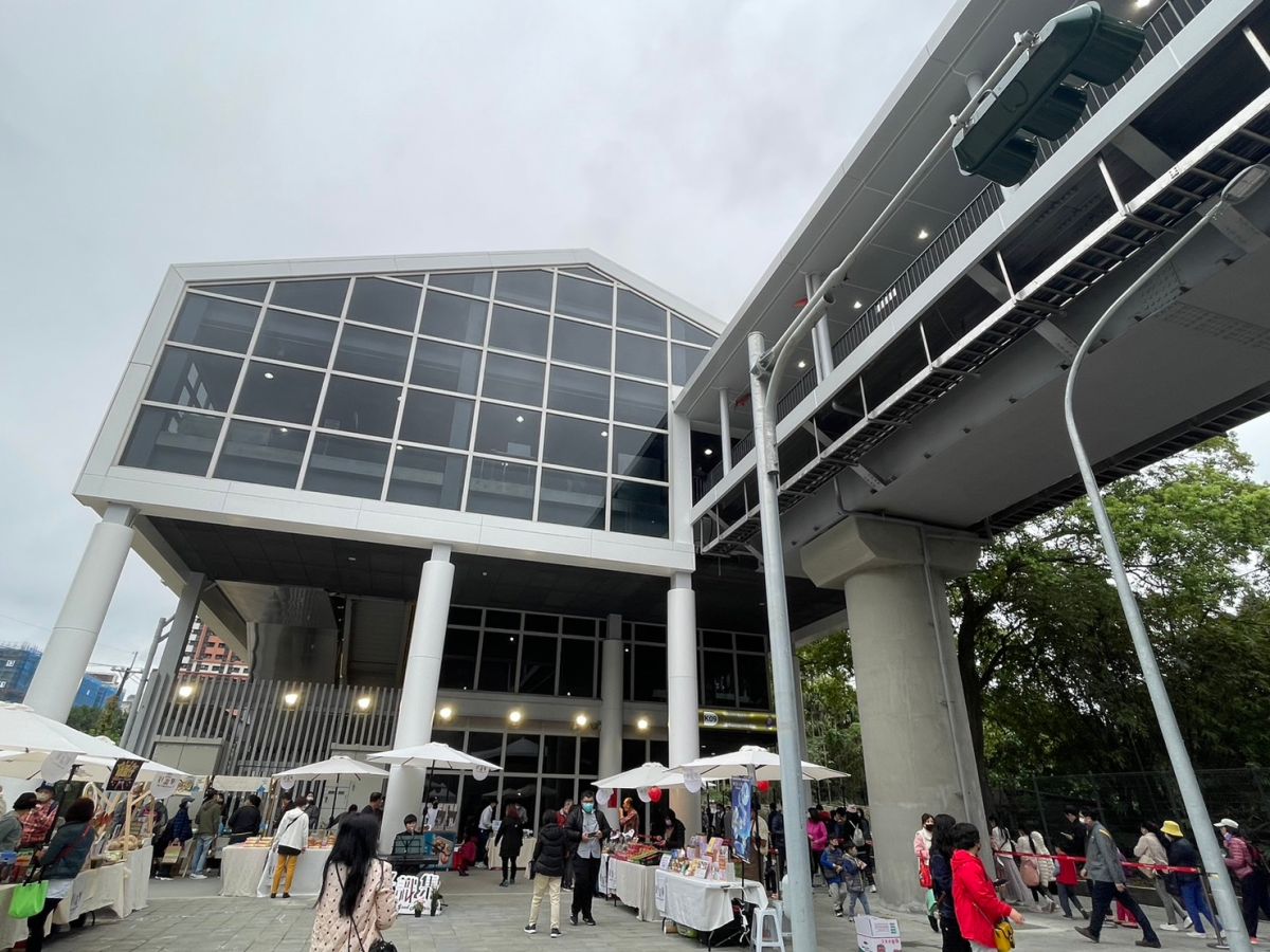 ▲安坑輕軌開通免費試搭1個月，《NOWnews今日新聞》蒐羅了3家安坑打卡超好拍的咖啡廳，讓你拍完捷運換來咖啡廳繼續拍。（圖／記者汪睿琦攝）