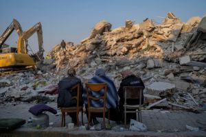 ▲襲擊土耳其和敘利亞的強震已經造成超過3萬3000人罹難，聯合國警告死亡人數將會遠高於此。（圖／美聯社／達志影像）