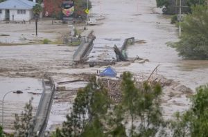 影／洪水、土石流頻傳！ 紐西蘭進入「全國緊急狀態」
