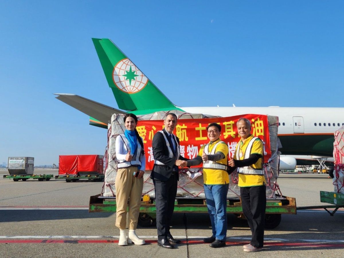 ▲芥菜種會募集第一波各界捐贈物資2.5頓，13日上午運往土耳其災區。（圖／芥菜種會提供）