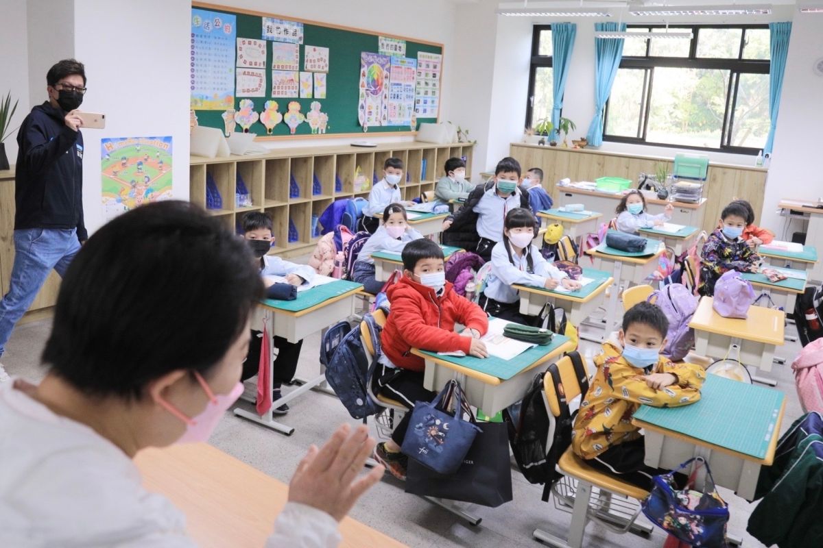 ▲情人節禮物？   中市宣布：代理教師全年聘期完整 （圖／市府提供)