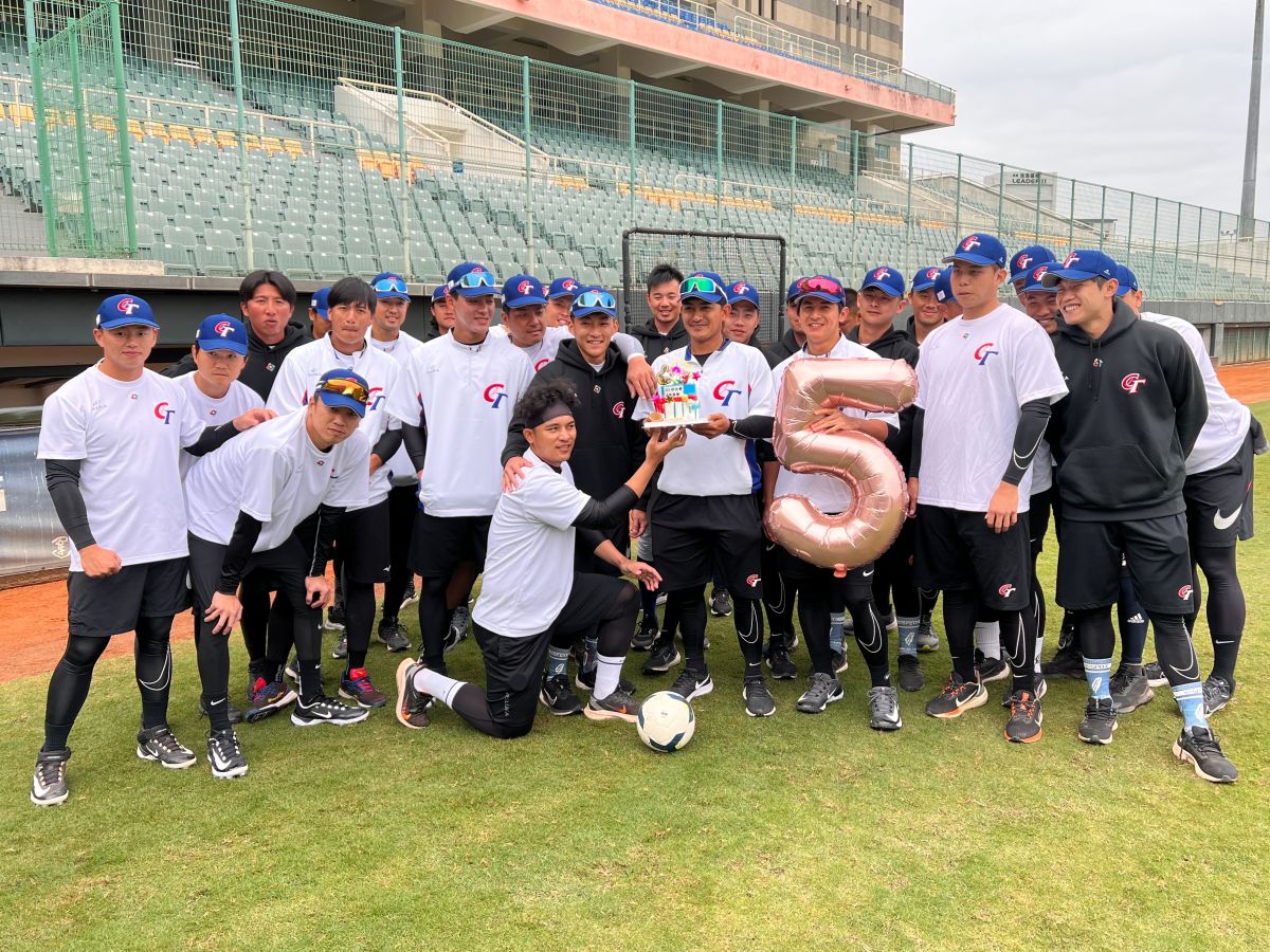 ▲台灣隊特別幫壽星林子偉慶生(圖/記者簡名杉攝)