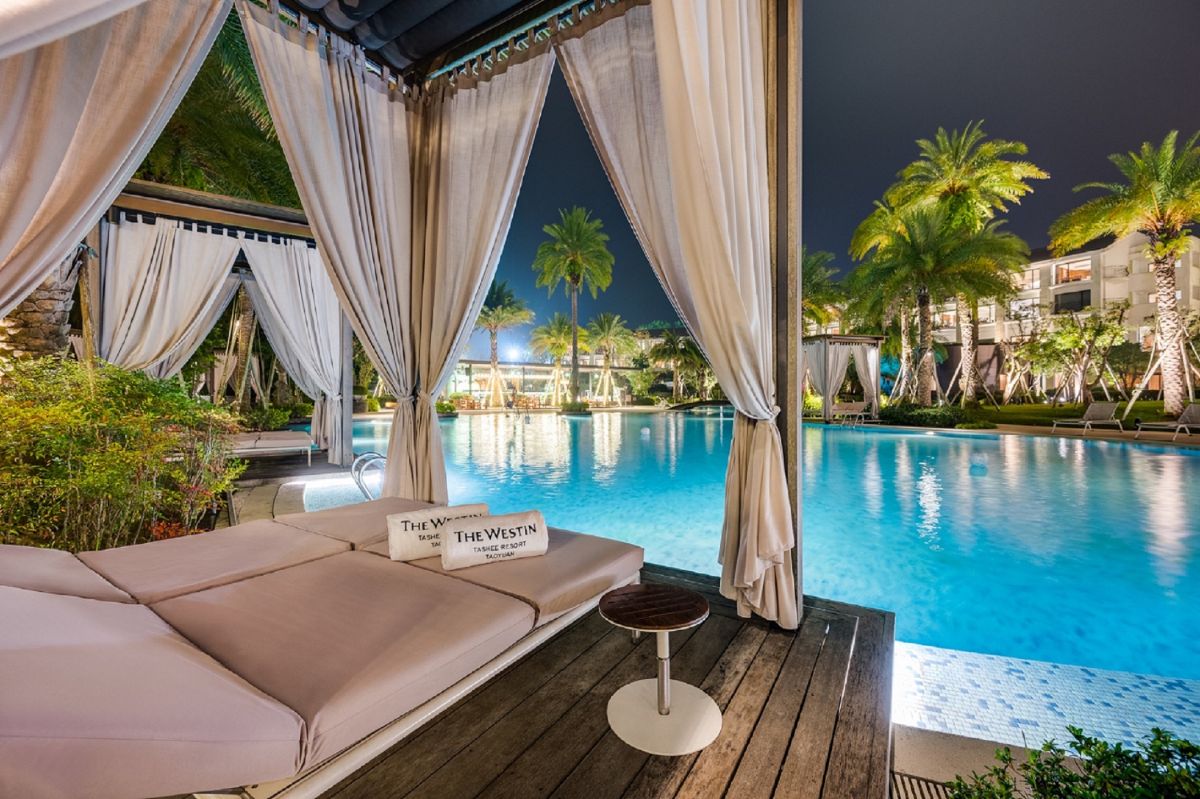 ▲搶攻全民普發6,000元現金商機，台北萬豪酒店首度攜手桃園大溪笠復威斯汀度假酒店聯合推出「豪享威風‧雙城假期」住房專案。（圖／業者提供）