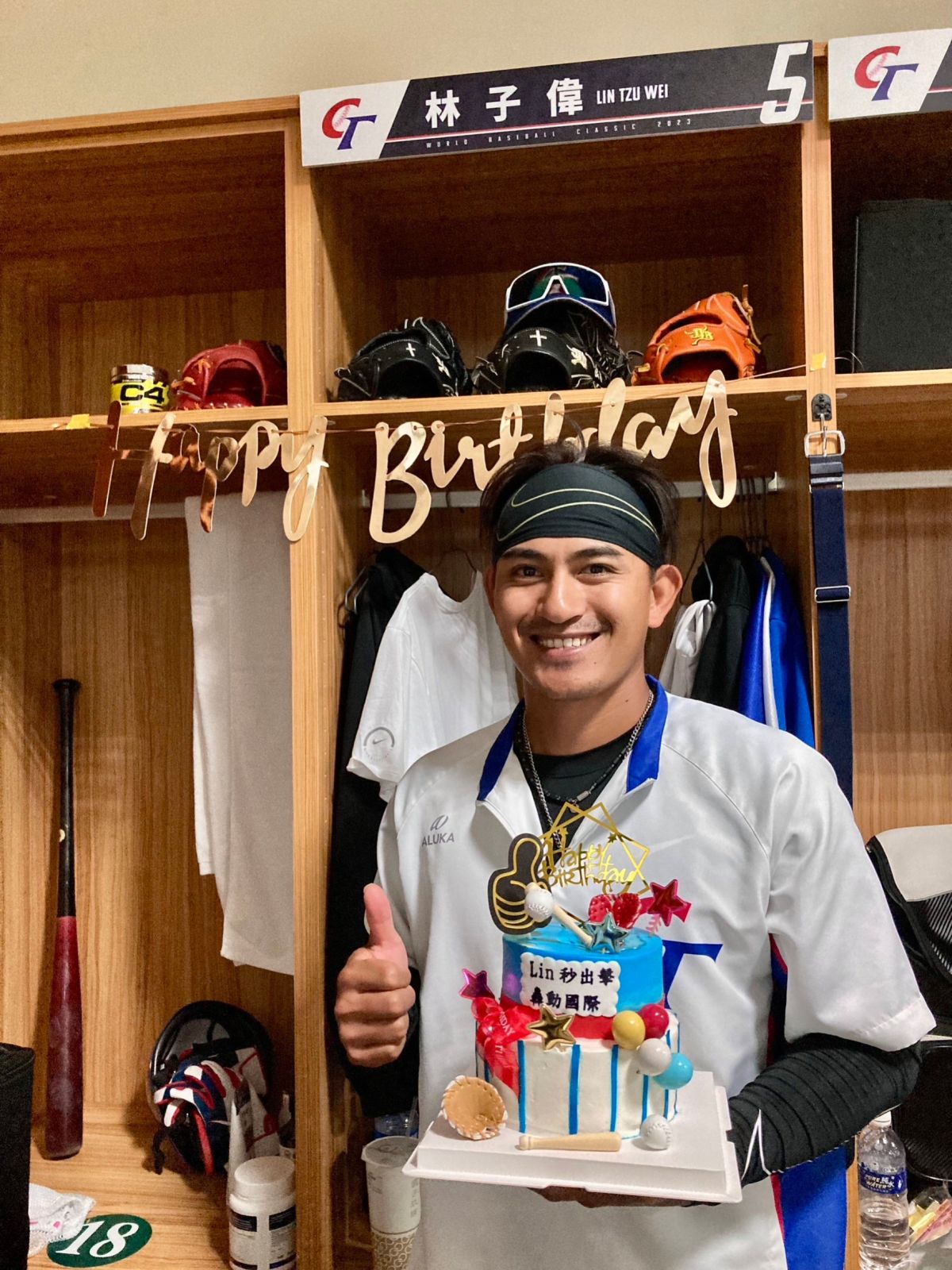 ▲台灣隊為壽星林子偉慶生(圖/中華職棒聯盟提供)