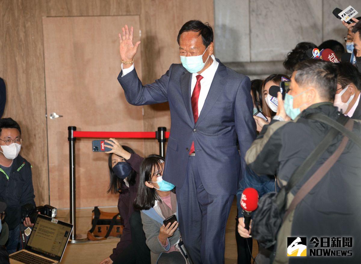 ▲鴻海集團創辦人郭台銘日前表態要爭取國民黨總統初選門票，讓藍軍支持者浮現2019年的「即視感」。（圖／記者陳明中攝2023.02.14）