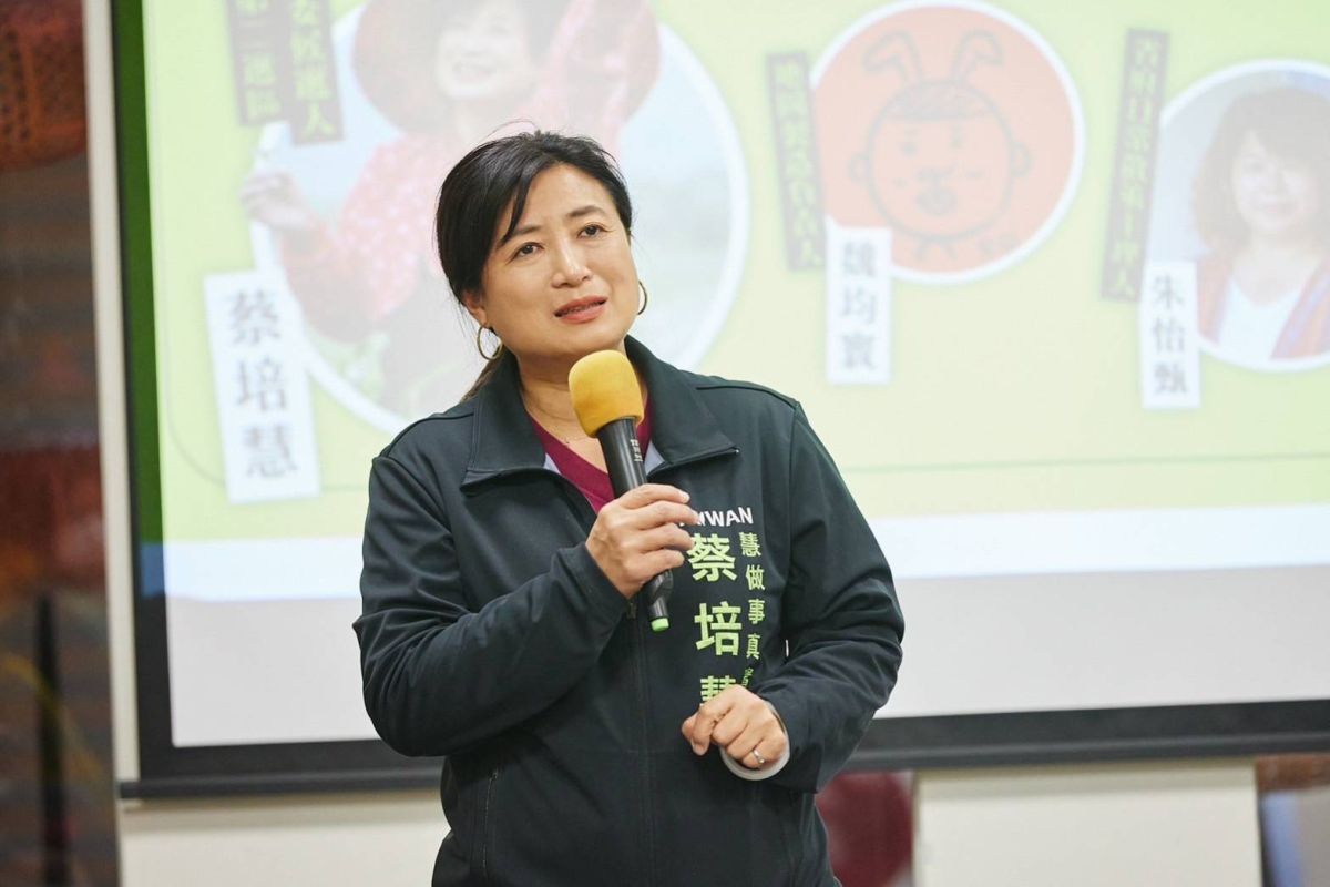 ▲蔡培慧是魚池鄉的女兒，當故鄉南投遭遇921地震時，立刻回家投入重建。（圖／民進黨提供）