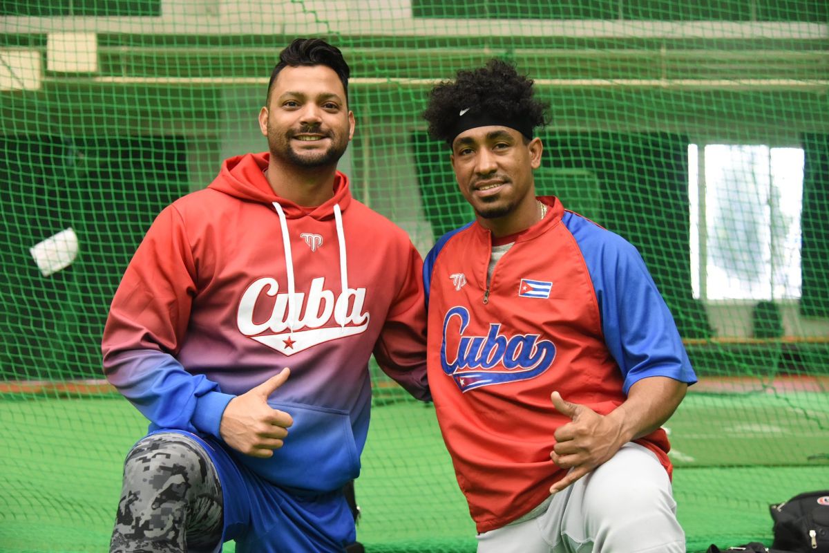 ▲古巴隊投手Elian Leyva與開路先鋒Roel Santos。（圖／beisbol-man-jp.com提供）