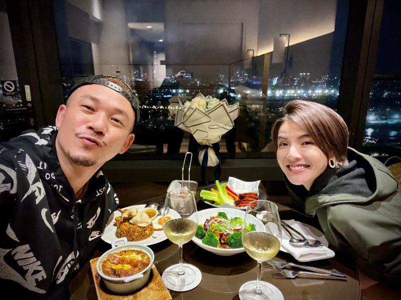 ▲阿Ben（左）、徐小可結婚多年。（圖／阿Ben臉書）