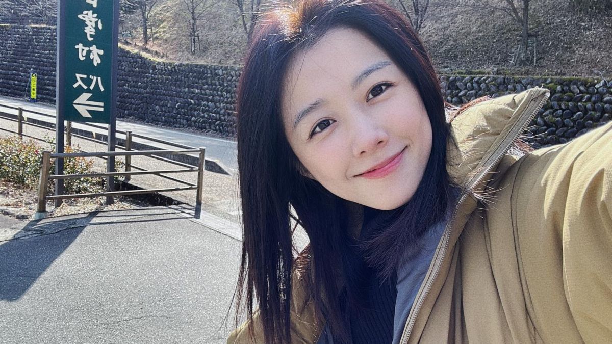 ▲邵雨薇分享在日本連續被搭訕的故事，結果大家一看自拍照秒懂，實在太美了。（圖／翻攝邵雨薇FB）