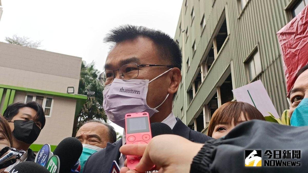 ▲今（20）日農委會主委陳吉仲認為，目前每日雞蛋產量維持在11.3萬箱，「至少比去年的同期有比較好」。（圖／記者許若茵攝，2023.02.20）