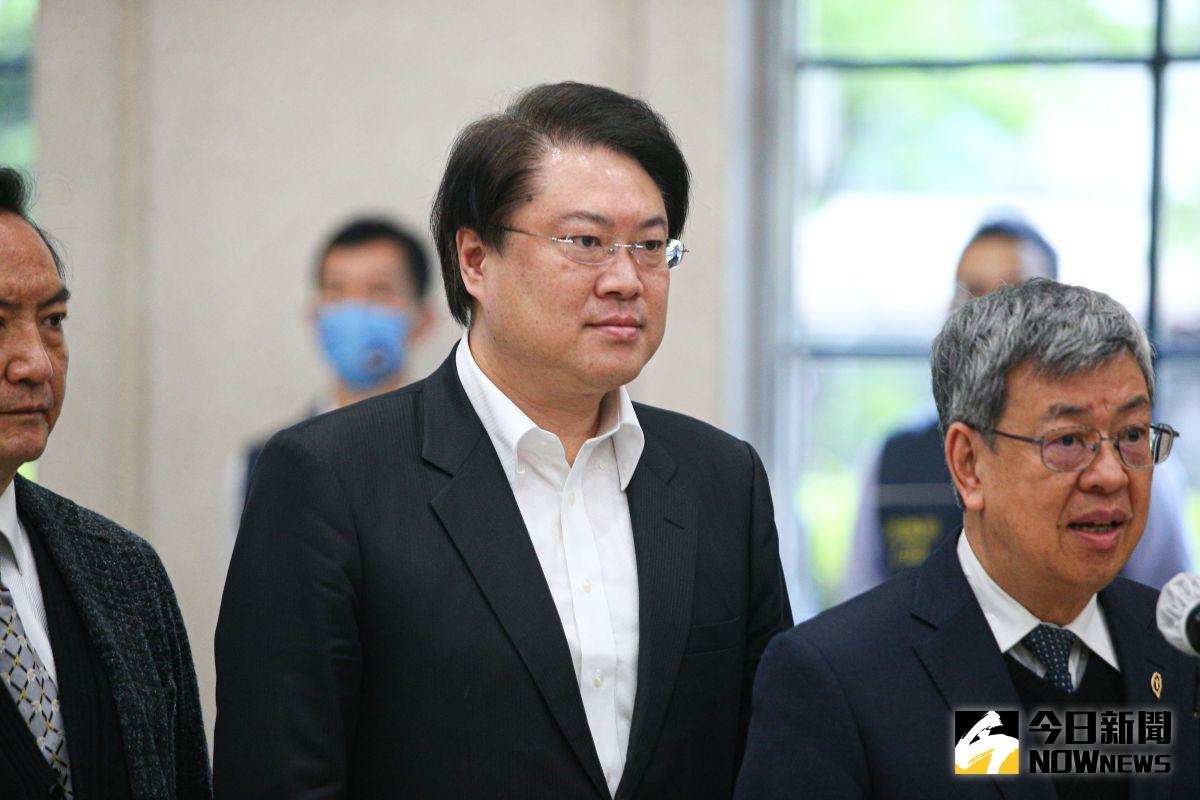 ▲立法院內政委員會今排審「公職人員選舉罷免法」與「總統副總統選舉罷免法」，林右昌今受訪表示法案具高度政治性，但也有高度共識。（資料照片／記者葉政勳攝）