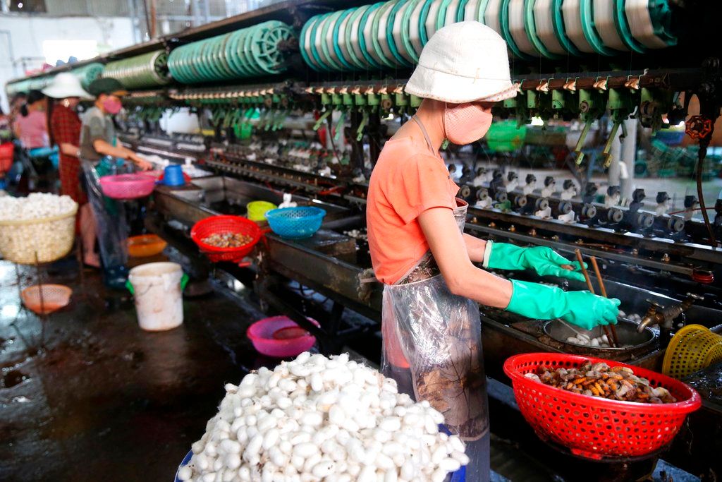 ▲窗飾及製鞋產業終端銷售以美國市場為主，估對毛利損失達4.2及2.4個百分點。（圖／美聯社／達志影像）