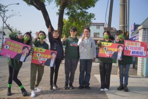 南投立委補選將於3月4日投票,民進黨立委林宜瑾、沈發惠及青年部國務青赴南投力挺蔡培慧。 ▲南投立委補選將於3月4日投票,民進黨立委林宜瑾、沈發惠及青年部國務青赴南投力挺蔡培慧。(圖/蔡培慧辦公室提供)