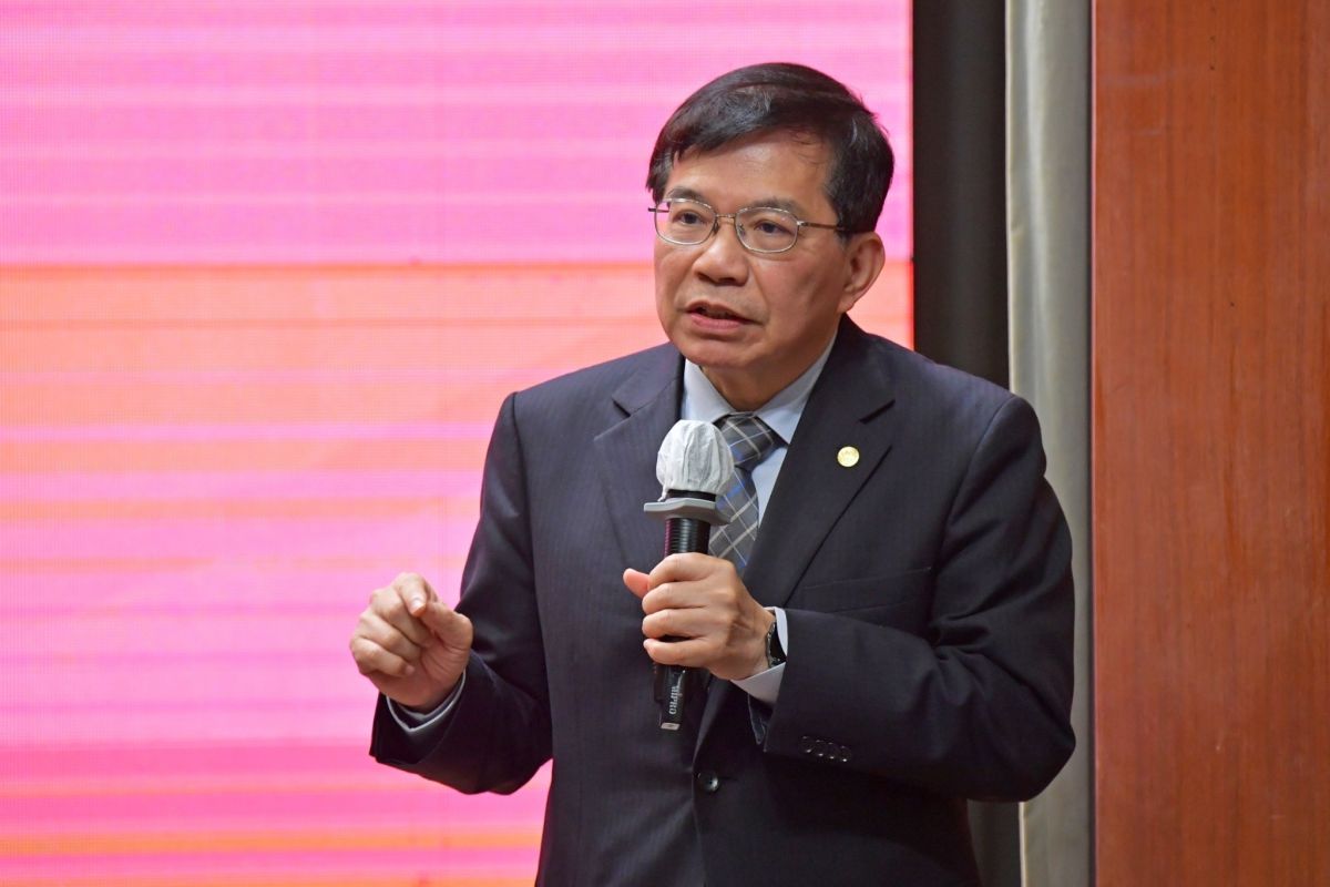 ▲交通部長王國材表示，交通月票部分目標在7月上路。（圖／行政院提供）