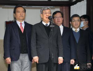 行政院長陳建仁赴立法院施政報告與備詢,並在進入議場前受訪。 ▲行政院長陳建仁赴立法院施政報告與備詢,並在進入議場前受訪。(圖/記者陳明中攝,2023.02.24)