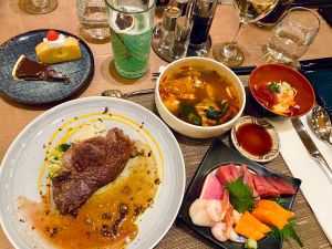 ▲Kiroro Peak的Otaru主餐廳，有西方和亞洲2個主題餐區，提供全天異國美食自助餐。（圖／記者蕭涵云攝）