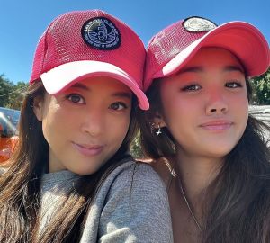 浪花母女檔2 (左起) Kimberly陳美彤與Jocelyn陳宥蓁。STARFiSH提供 ▲浪花母女檔2 (左起) Kimberly陳美彤與Jocelyn陳宥蓁。STARFiSH提供