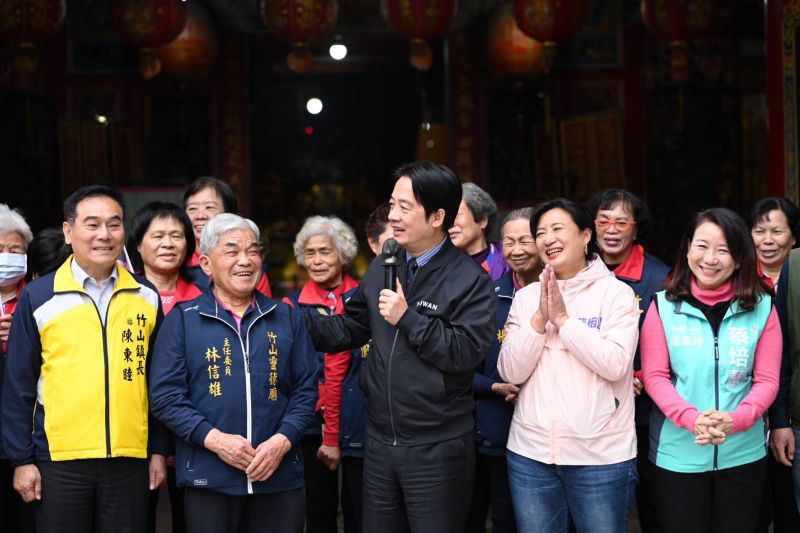 ▲賴清德連續5星期的南投「祈福走春之旅」，以廟口開講方式輔選蔡培慧。（圖／蔡培慧競總提供，2023.02.25）