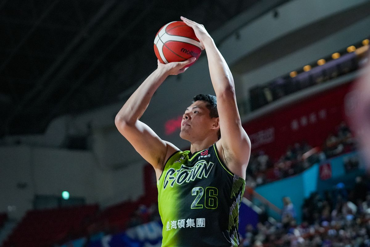 ▲夢想家本土內線李德威14投10中，攻下全隊最高的22分，另外還有10個籃板，打出本季代表作。（圖／PLG提供）