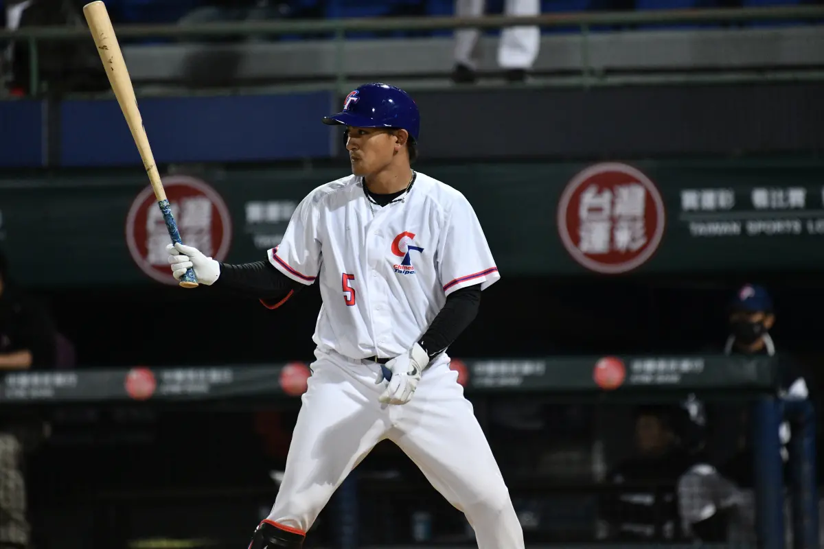 ▲台鋼雄鷹傳拿林子偉與樂天交易王柏融議約權。（圖／NOWnews資料照）