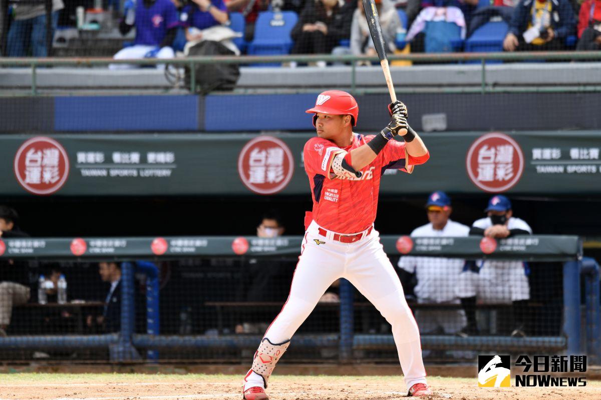 ▲味全龍林孝程。（圖／特約攝影林柏年攝）