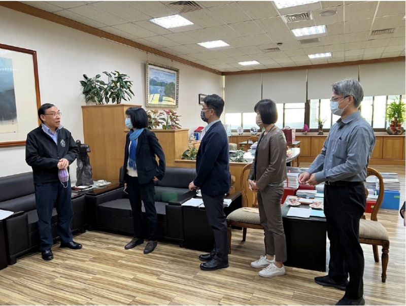 ▲法務部長蔡清祥前往南投勉勵查賄團隊(圖/法務部提供,2023.02.27)